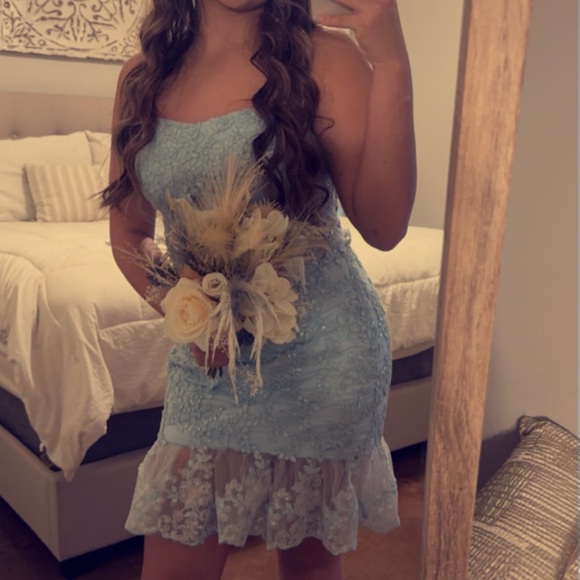 Light Blue Lace Corset Dress - Picture 4 of 4